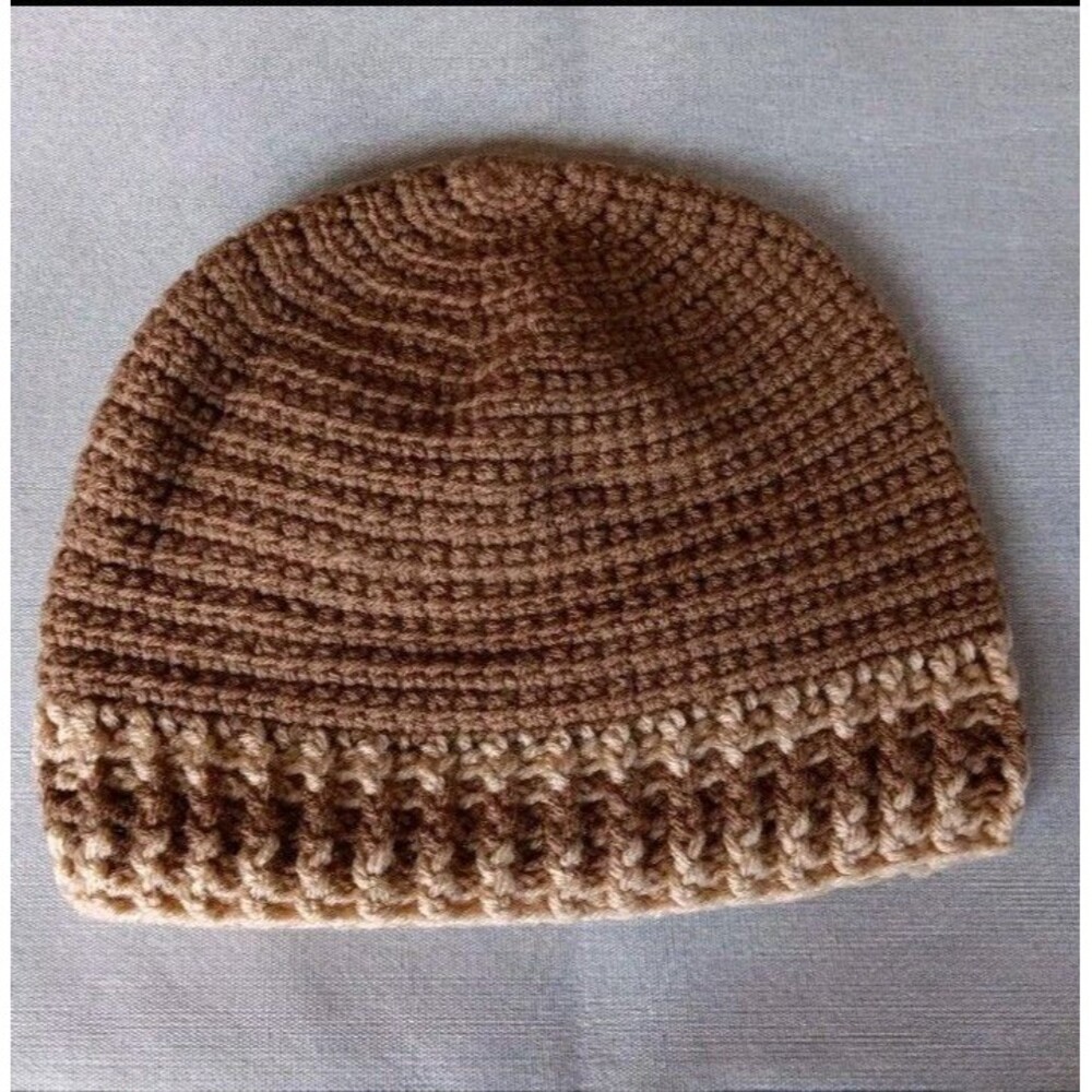 Hat New Mens Womans Leia Allen Hand Made crocheted warm winter Beanie Skull Cap